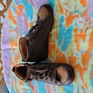 Pikolinos Women's Leather ankle boot. Size EU 39 US 8.5